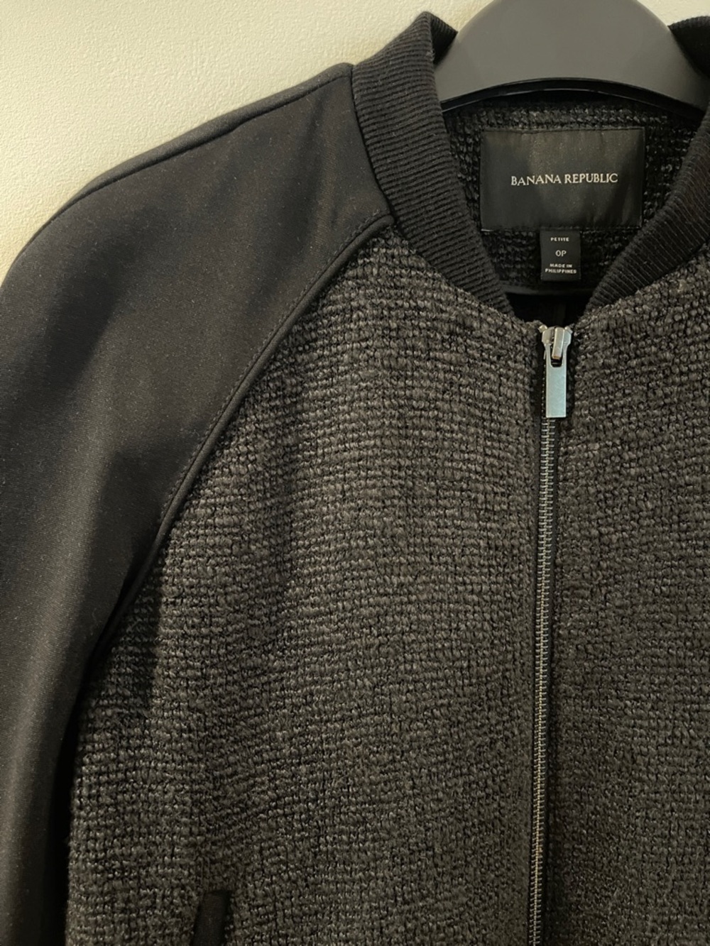 Banana Republic Black Raglan Sleeve Bomber Jacket 0 Petite - Picture 2 of 5